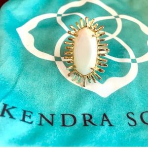 Kendra Scott Owen Ring - Discontinued!